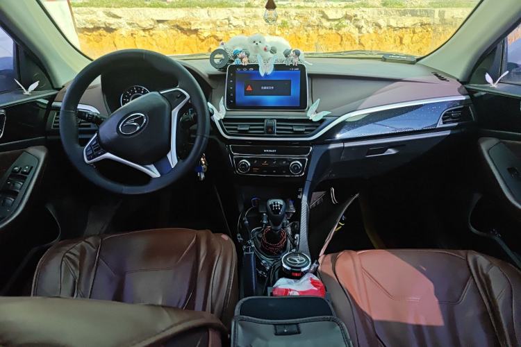 Used Soueast A5 Wing Dance 2019 1.5L Manual Luxury Edition China V Standard