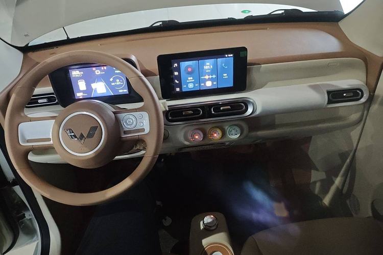 Used Wuling Hongguang MINIEV 2024 3rd Generation 215km Advanced Version