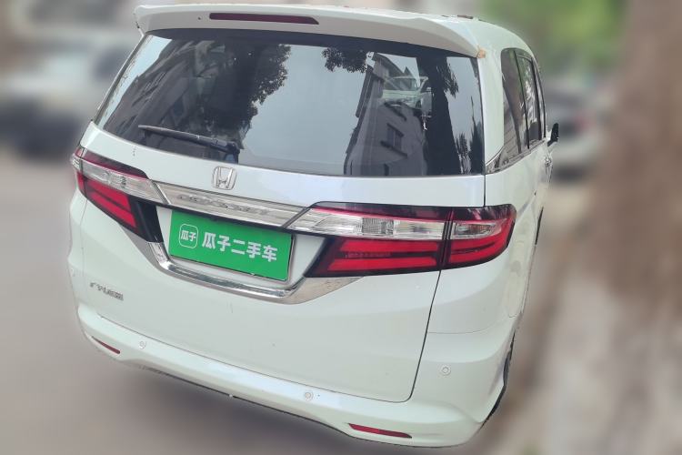 Used Honda Odyssey 2015 Revised 2.4L Luxury Edition
