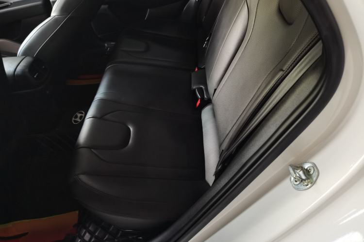 Used Hyundai Elantra 2022 1.5L CVT LUX Prestige Edition
