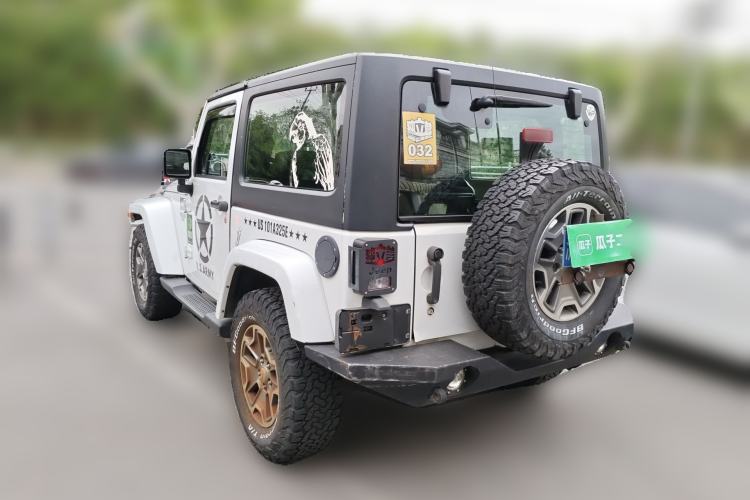 Used Jeep Wrangler 2012 3.6L Sahara two-door version
