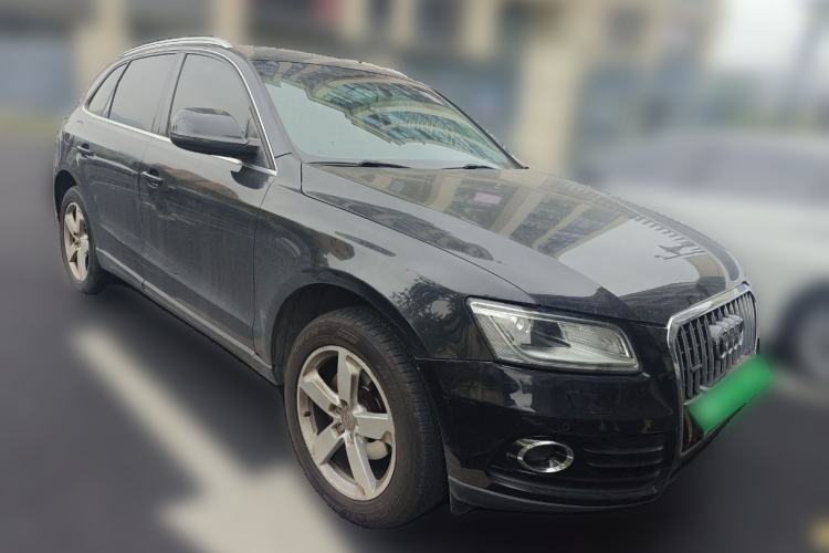 Used Audi Q5 2013 40 TFSI Comfort Edition Front Right 45 Deg