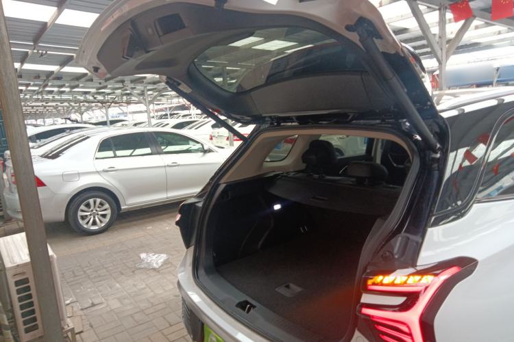 Used Hongqi HS3 2023 1.5T Two-Wheel Drive Shanwei Edition
