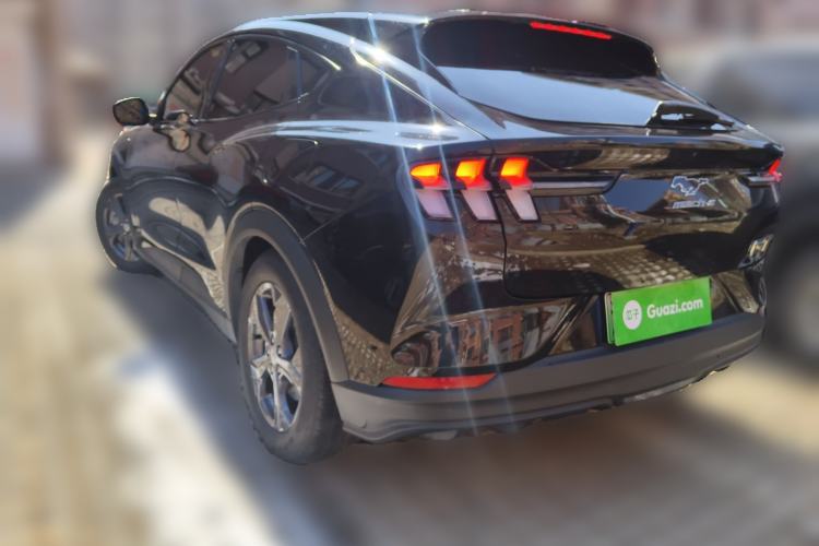 Used Ford Mustang Mach-E 2021 Leap Edition Rear-Drive Version (Standard Range)