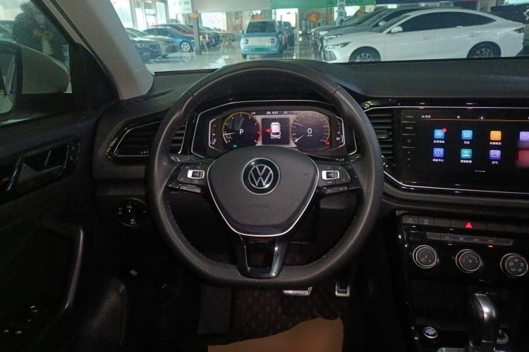 Used Volkswagen T-ROC 2021 280TSI DSG Two-Wheel Drive Comfort Connect Edition
