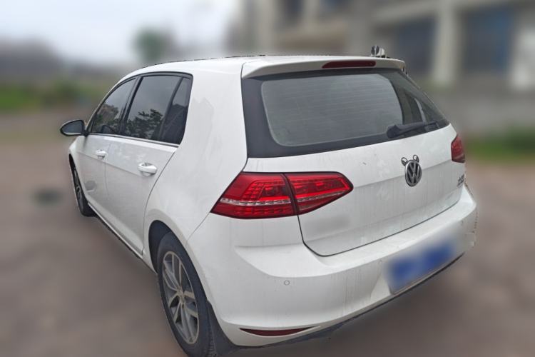 Used Volkswagen Golf 2016 230TSI Automatic Luxury Version Rear Left 45 Deg