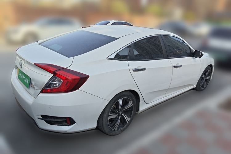 Used Honda Civic 2016 220TURBO CVT Prestige Edition
