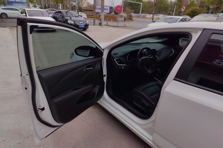 Used Chevrolet Monza 2019 RS 330T Automatic Comfort Edition China VI Standard
