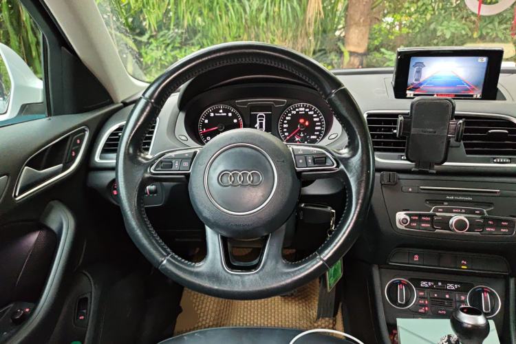 Used Audi Q3 2017 30 TFSI Fashion Model
