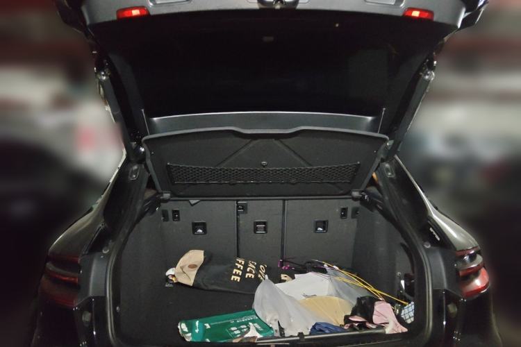 Used Porsche Macan 2017 Macan 2.0T Trunk