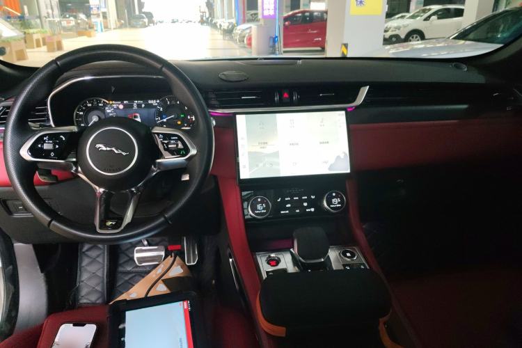 Used Jaguar F-PACE 2022 P250 R-Dynamic BLACK