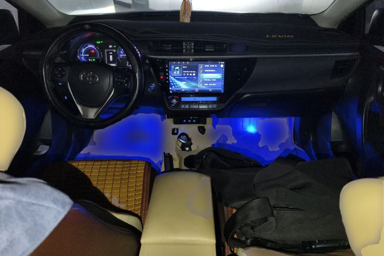 Used Toyota Levin 2016 Dual-Engine 1.8H GS E-CVT Elite Model with Sunroof Center Console