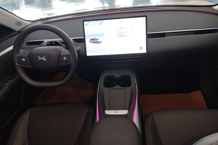 Used XPeng MONA M03 2024 620 with Ultra-Long Range
