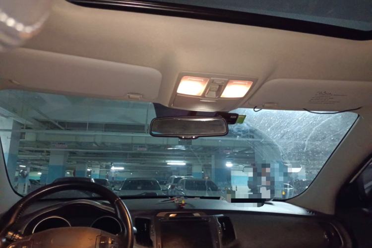 Used Kia Sportage R 2015 2.0L Automatic Two-Wheel Drive GLS Headliner