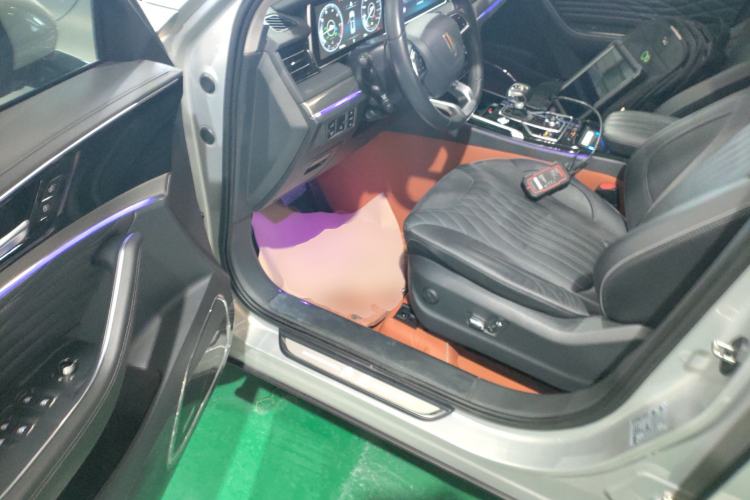 Used Hongqi HS5 2022 2.0T Smart Connect Flagship Enjoyment Purchase Edition Driver Seat