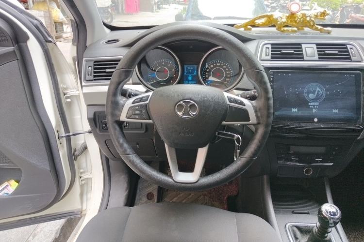 Used BAIC Senova X65 2015 2.0T manual Comfort trim level
