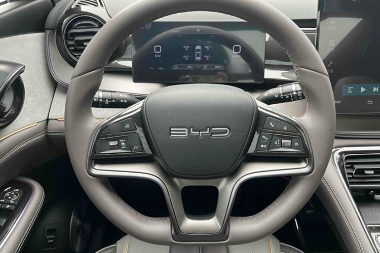 Used BYD Frigate 07 2023 DM-i 100KM Prestige Model