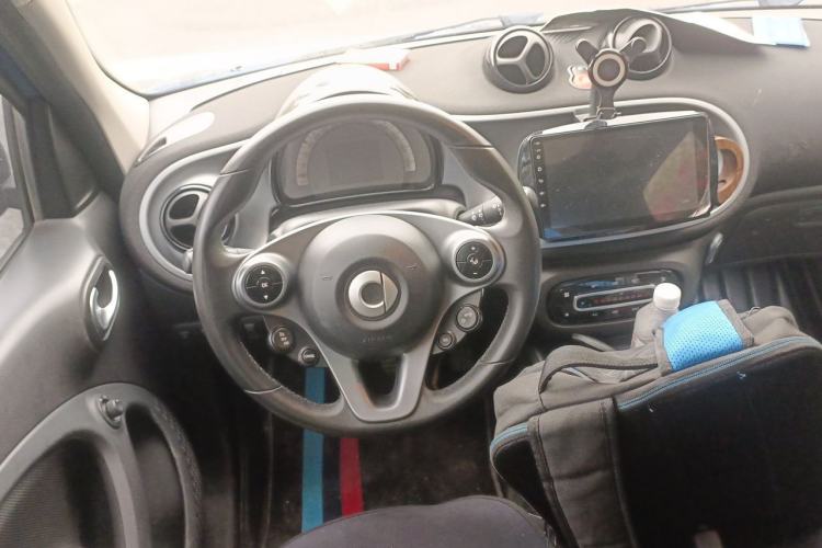Used smart forfour 2018 1.0L 52kW Passion Edition
