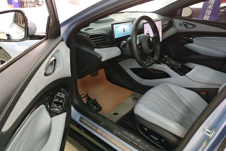 Used BYD Seal 2022 700 km Long-Range Rear-Wheel-Drive Version