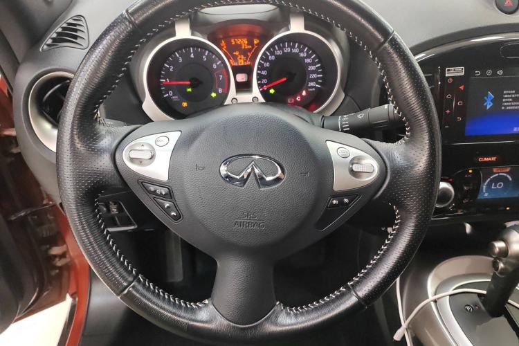 Used Infiniti ESQ 2014 1.6L Spontaneous Edition