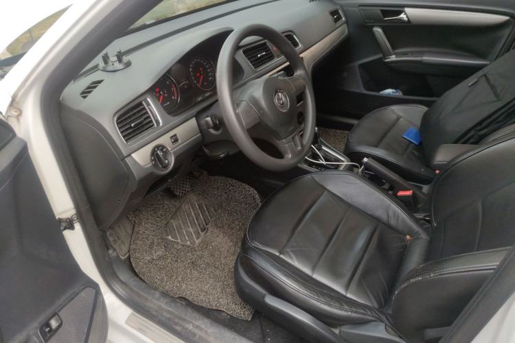 Used Volkswagen Lavida 2013 Restyled Classic 1.6L Automatic Comfort Edition
