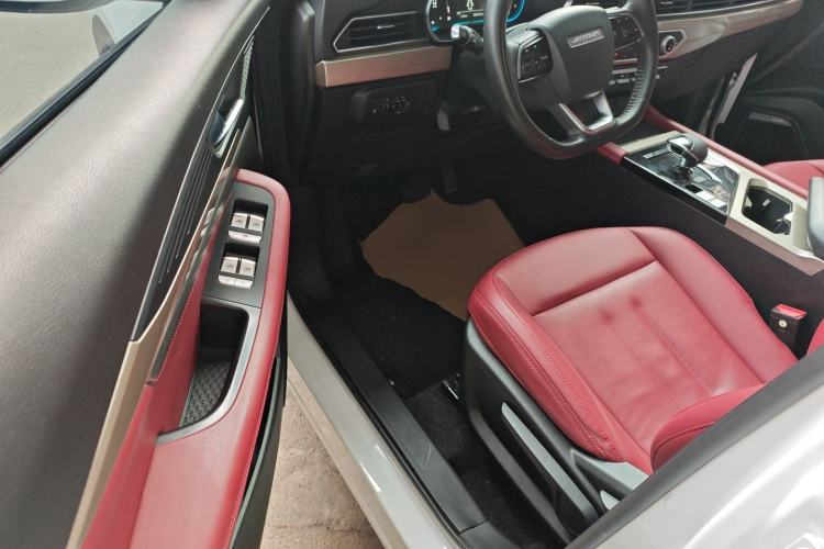 Used JETOUR X70 2023 1.5T DCT Overpass PRO+ Edition 7 Seats
