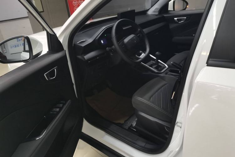 Used Wuling Alvez 2022 1.5L Manual Free-Style Model