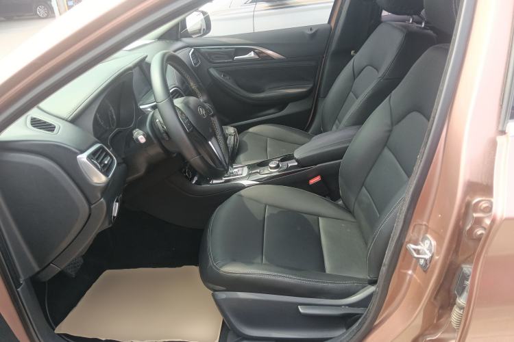 Used Infiniti QX30 2017 1.6T Two-Wheel Drive Fashion Edition