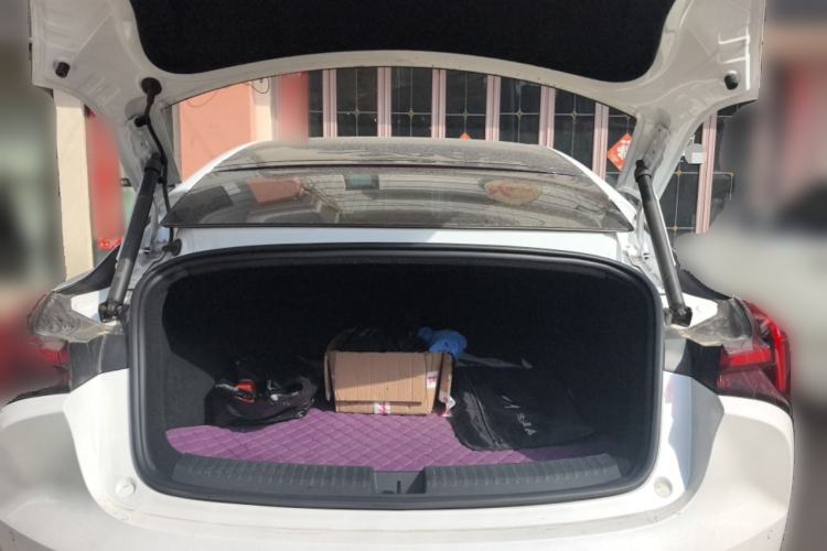 Used NETA S 2023 All-Electric 520 km Range Rear-Drive Version Trunk