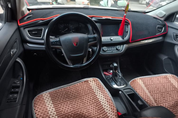 Used Roewe 360 2015 1.5L Automatic Luxury Edition Steering Wheel