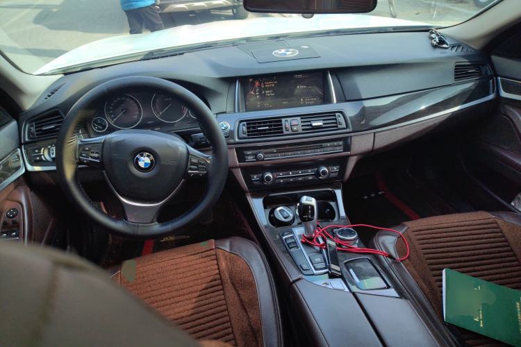 Used BMW 5 Series 2014 525Li Luxury Design Package
