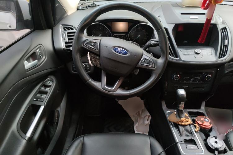 Used Ford Kuga 2017 EcoBoost 180 Four-Wheel Drive Luxury Wing Model Steering Wheel