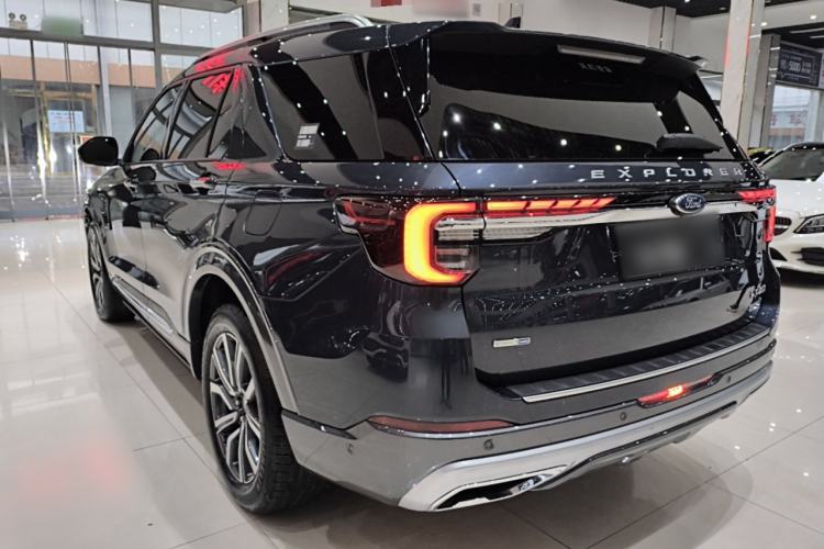 Used Ford Explorer 2023 EcoBoost 285 Four-Wheel Drive Titanium Edition 7-Seater
