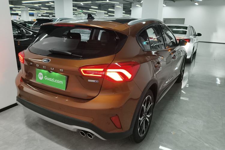 Used Ford Focus Active 2020 EcoBoost 180 Automatic Titanium Edition