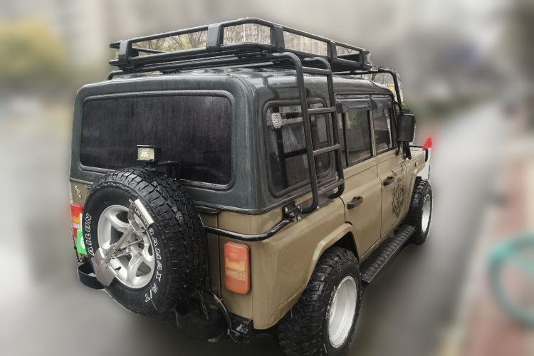 Used BAW 212 Classic 2016 2.0L Square Door Four-Wheel Drive Luxury Version China V
