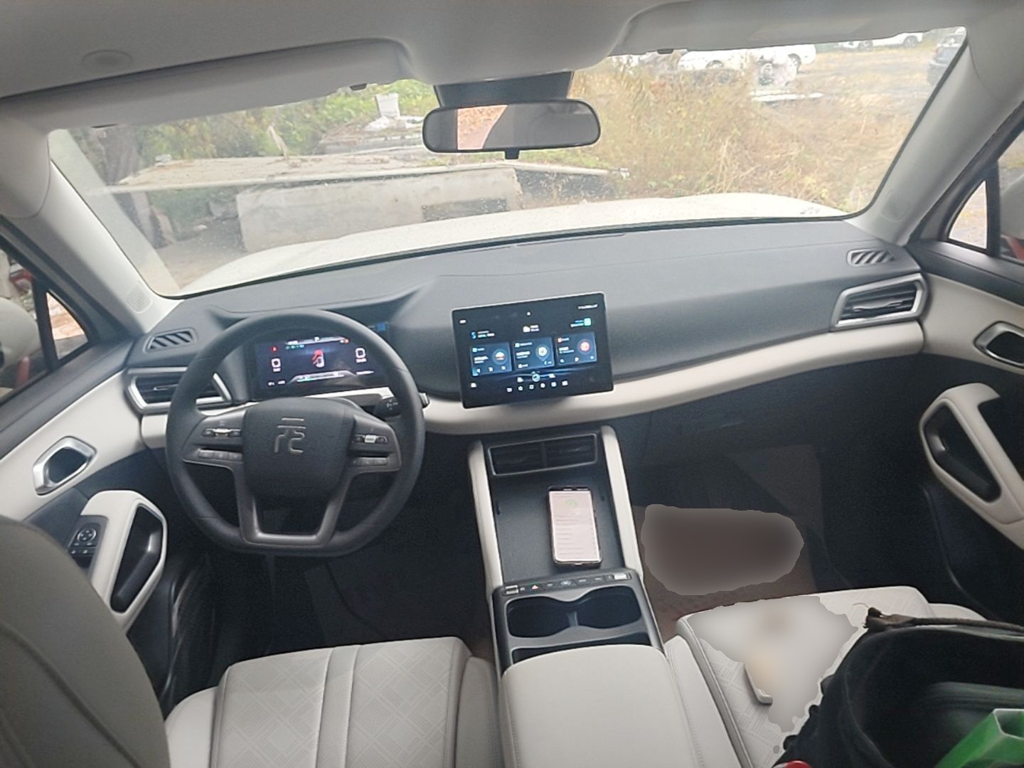 BYD Yuan UP 2025 Model 301KM Leading Version — снимка 12