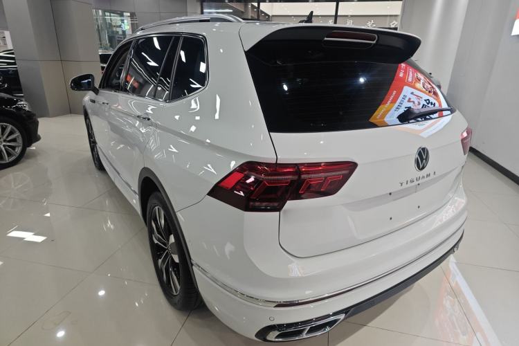 Used Volkswagen Tiguan L 2023 330TSI Automatic Two-Wheel Drive R-Line Enjoyment Edition
