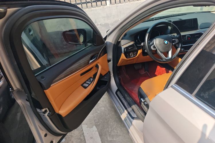 Used BMW 5 Series 2018 Revised Version 530Li Leading Edition Luxury Package
