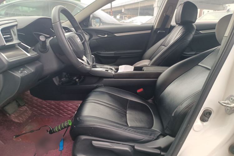 Used Honda Civic 2019 220TURBO CVT Dynamic Edition China VI Left Front Seat