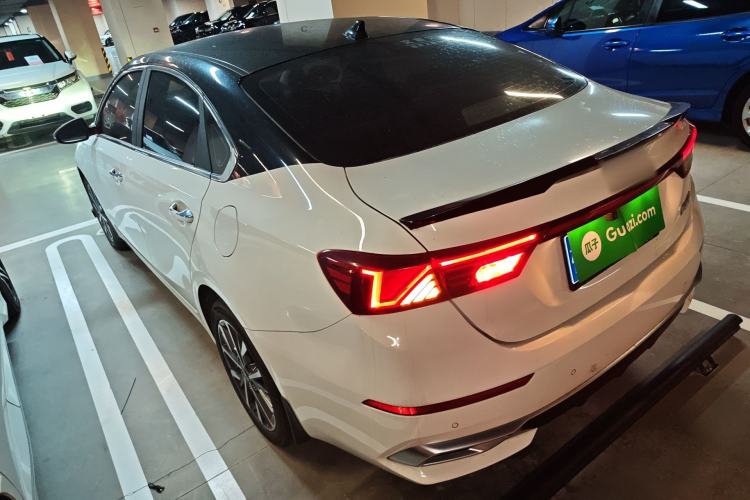 Used Kia K3 2021 Revised 1.5L CVT Fashion Edition Exterior 2