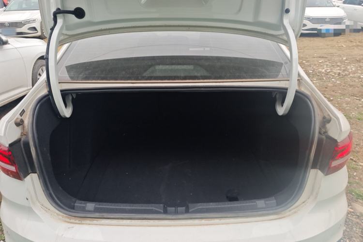 Used Volkswagen Lavida 2024 1.5L Automatic DeYi Edition Trunk