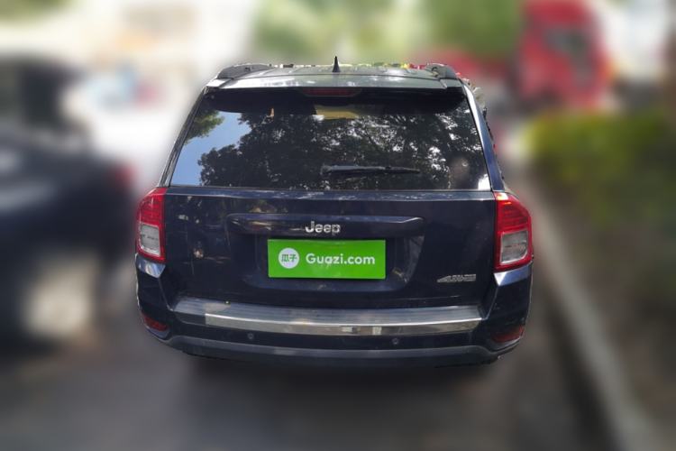 Used Jeep Compass 2012 2.4L four-wheel-drive sport version