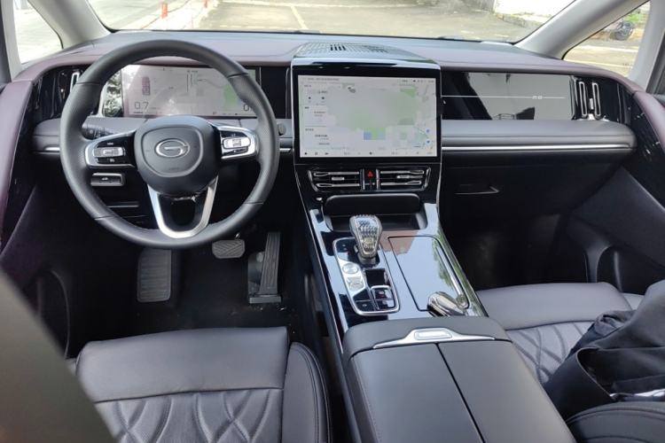 Used GAC Trumpchi M8 2024 Master Series 400T Prestige Edition Center Console