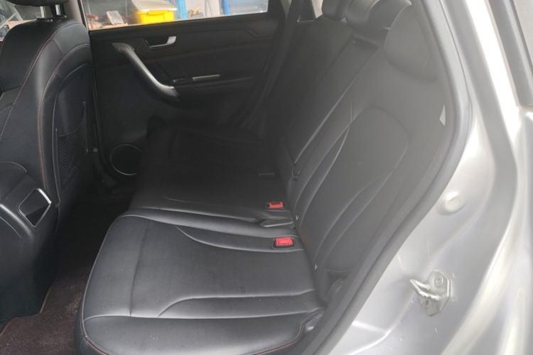 Used Haval H6 2017 Red-Label Sport Edition 1.5T Manual Two-Wheel Drive Elite Model
