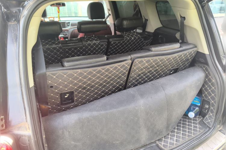 Used GAC Trumpchi GS8 2017 320T Two-Wheel Drive Luxury Smart Connectivity Version (7 Seats) Trunk