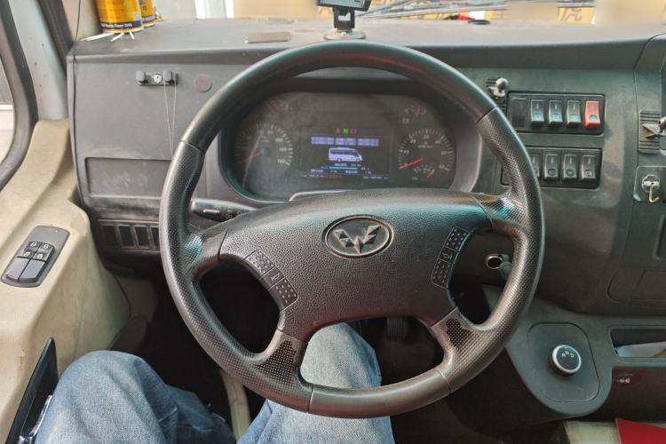 Used Wuling EV80 2022 Closed-Box Cargo Van Steering Wheel