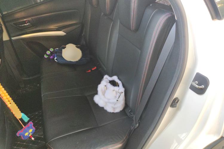 Used Suzuki S-Cross 2014 1.6L CVT Two-Wheel Drive Elite Version
