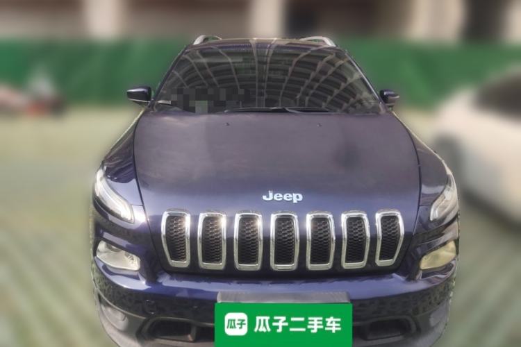 Used Jeep Cherokee 2016 2.0L Superior Edition
