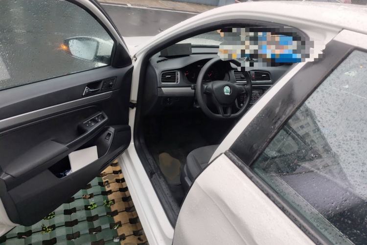 Used Volkswagen Lavida 2017 1.6L Automatic Fashion Edition
