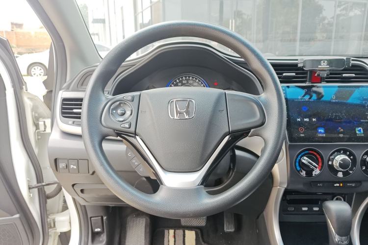 Used Honda Crider 2016 1.8L CVT Luxury Edition
